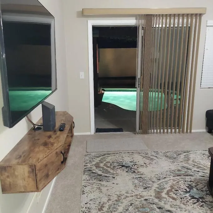 New Beautifully Remodeled Home In Las Vegas 0*,