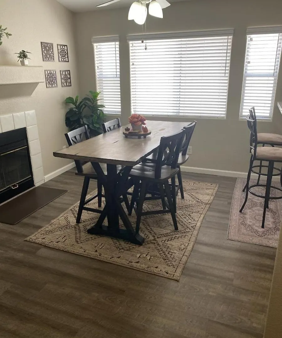 New Beautifully Remodeled Home In Las Vegas United States